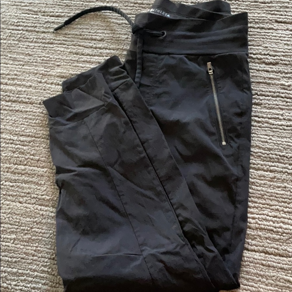 Athleta Headlands hybrid trek joggers